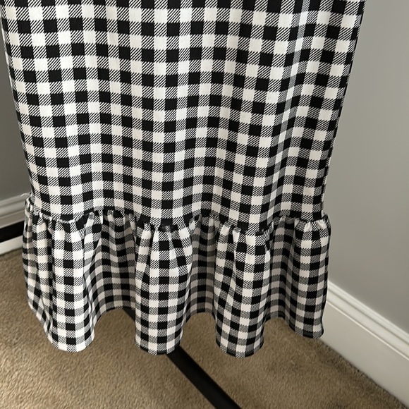 ASOS DESIGN Black White Midi Dress with Peplum Hem Contrast Check Print Size 2 - Picture 4 of 7